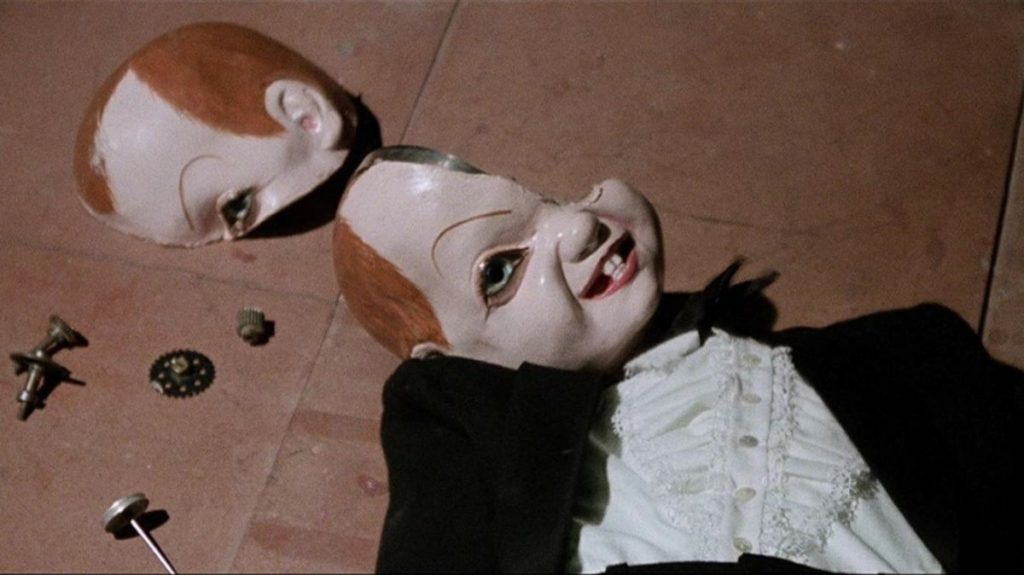 Image from the movie "Deep Red"