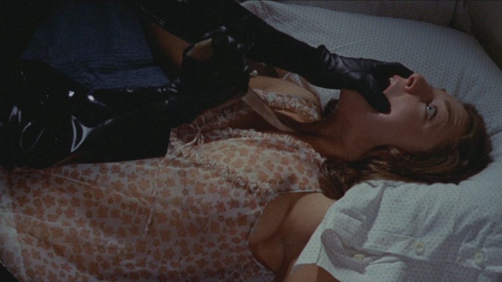 Image from the movie "The Bird with the Crystal Plumage"