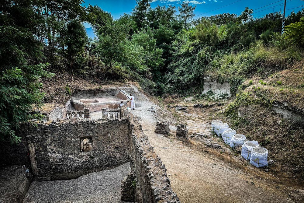 The tomb of Marcus Venerius Secundio discovered at Porta Sarno with mummified human remains