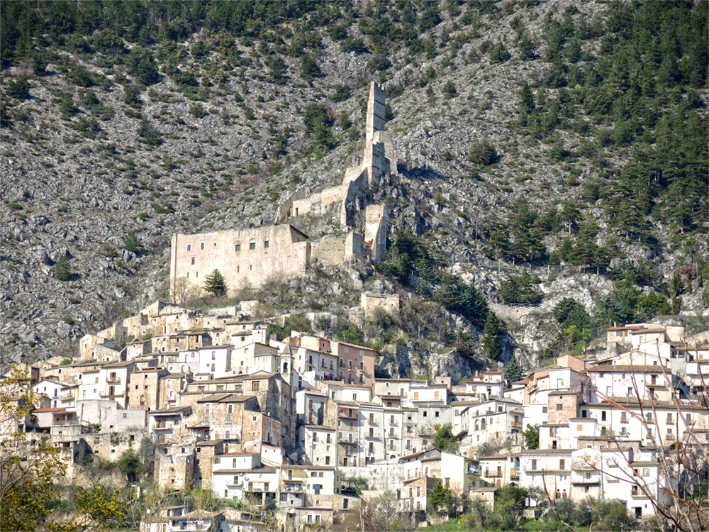 Castello di Roccacasale
