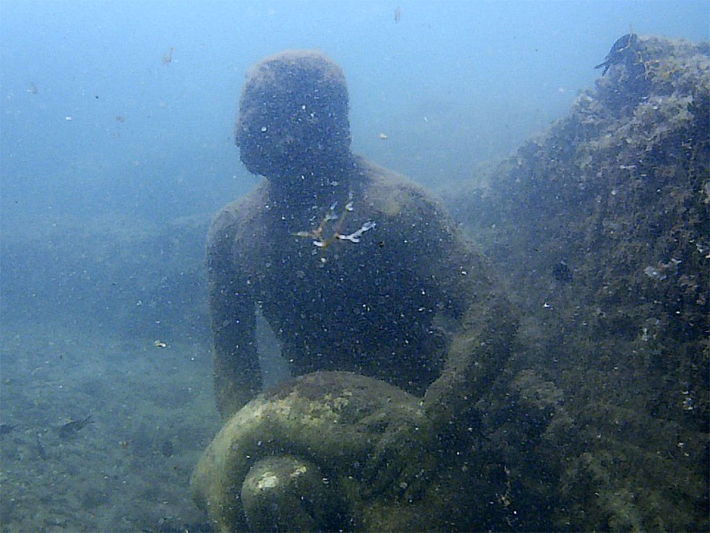 Baios, Punta Nymphaeum Epitaph. Baia submerged archaeological park