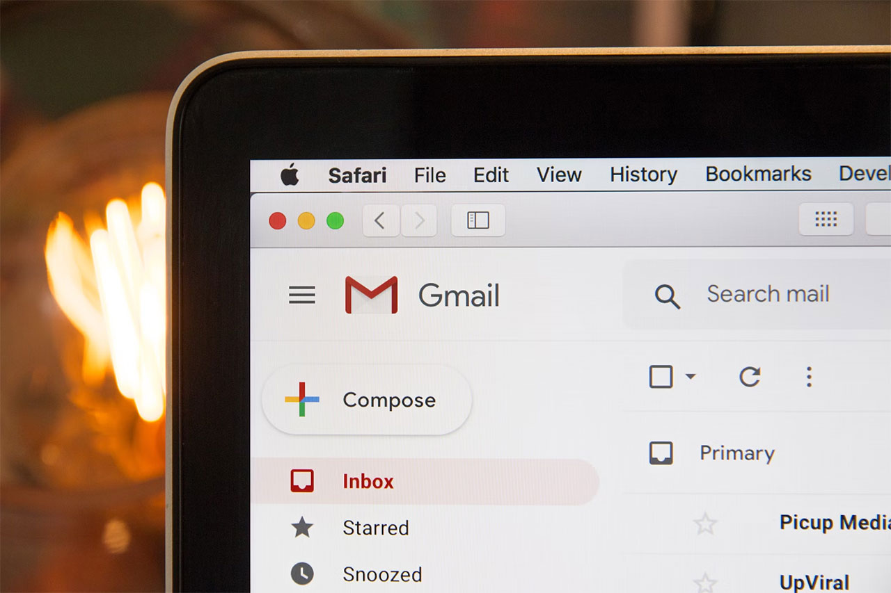 How to Add Background Image to Your HTML Email