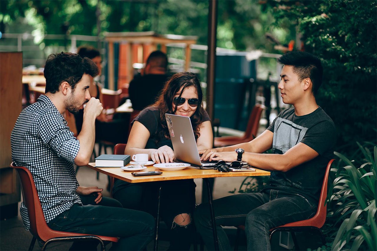 Travel-Safety-Rules-For-College-Students