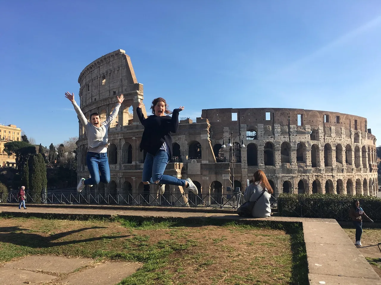 Staying Connected in Unseen Italy_ A Practical Guide to SIMs, eSIMs and Virtual Numbers